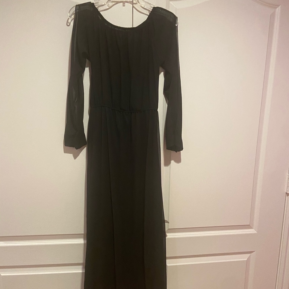 Long black dress perfect for costume NWT